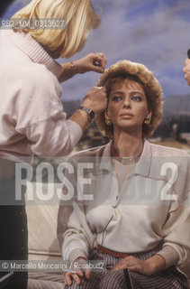 Rome, 1986. Italian TV host Enrica Bonaccorti at make-up during the TV program Pronto, chi gioca? (Hallo, Who Play?), directed by Gianni Boncompagni / Roma, 1986. La presentatrice TV Enrica Bonaccorti al trucco durante il programnma Pronto, chi gioca?, diretto da Gianni Boncompagni
 ©Marcello Mencarini/Rosebud2