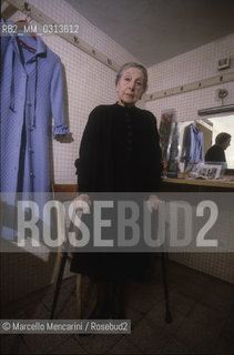 Rome, 1985. Italian actress Paola Borboni in her dressing room before performing / Roma, 1985. Lattrice Paola Borboni nel suo camerino prima di entrare in scena - ©Marcello Mencarini/Rosebud2