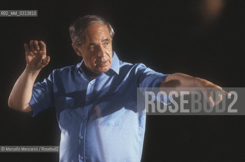 French composer and conductor Pierre Boulez during a rehearsal (about 1990) / Il compositore e direttore dorchestra Pierre Boulez durante una prova (1990 circa) - ©Marcello Mencarini/Rosebud2