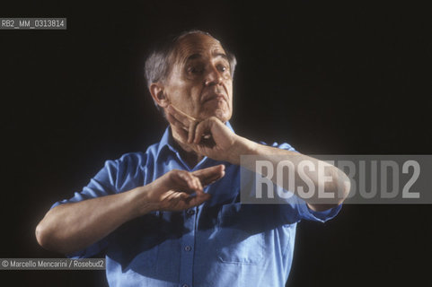 French composer and conductor Pierre Boulez during a rehearsal (about 1990) / Il compositore e direttore dorchestra Pierre Boulez durante una prova (1990 circa) - ©Marcello Mencarini/Rosebud2