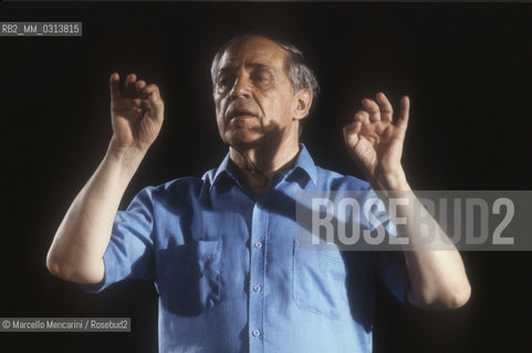 French composer and conductor Pierre Boulez during a rehearsal (about 1990) / Il compositore e direttore dorchestra Pierre Boulez durante una prova (1990 circa) - ©Marcello Mencarini/Rosebud2