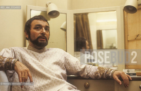 Milan, La Scala Thester, about 1980. Italian opera baritone Renato Bruson in his dressing room before performing / Milano, Teatro alla Scala, 1980 circa. Il baritono Renato Bruson in camerino prima di entrare in scena - ©Marcello Mencarini/Rosebud2