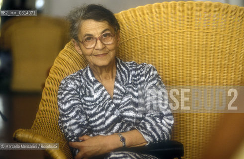 Venice Lido, Venice Film Festival 1988. Anna Larina Bukharina, wife of Soviet politician Nikolai Bukharin. The movie in competition Dear Gorbachev, directed by Carlo Lizzani, is dedicated to her and based on her and her husband story / Lido di Venezia, Mostra del Cinema di Venezia 1988. Anna Larina Bucharina, moglie del politico sovietico Nikolaj Bucharin. A lei è dedicato il film in concorso Caro Gorbaciov, diretto da Carlo Lizzani e basato sulla storia di lei e di suo marito - ©Marcello Mencarini/Rosebud2