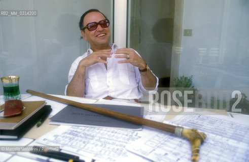 Genazzano (Rome), 1988. Italian composer Sylvano Bussotti at home / Genazzano (Roma), 1988. Il compositore Sylvano Bussotti nella sua casa - ©Marcello Mencarini/Rosebud2