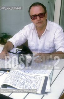 Genazzano (Rome), 1988. Italian composer Sylvano Bussotti at home / Genazzano (Roma), 1988. Il compositore Sylvano Bussotti nella sua casa - ©Marcello Mencarini/Rosebud2