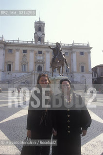 Rome Capitol Square, 1999. Soprano Montserrat Caballé, and her daughter soprano Montserrat Martí / Roma, piazza del Campidoglio, 1999. Il soprano Montserrat Caballé e sua figlia Montserrat Martí - ©Marcello Mencarini/Rosebud2