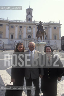 Rome, Capitol Square, 1999. Soprano Montserrat Caballé, her husband tenor Bernabé Martí, and their daughter soprano Montserrat Martí / Roma, Piazza del Campidoglio, 1999. Il soprano Montserrat Caballé, suo marito il tenore Bernabé Martí e la loro figlia, il soprano Montserrat Martí - ©Marcello Mencarini/Rosebud2