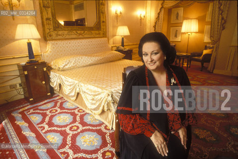 Rome, Excelsior Hotel, 1992. Spanish soprano Montserrat Caballé in her room / Roma, Hotel Excelsior, 1992. Il soprano Montserrat Caballé nella sua stanza - ©Marcello Mencarini/Rosebud2
