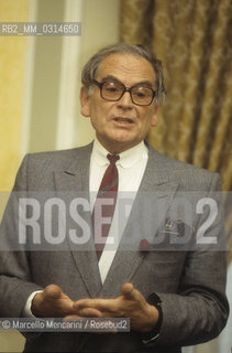 Fashion designer Pierre Cardin, about 1985 / Lo stilista Pierre Cardin, 1985 circa - ©Marcello Mencarini/Rosebud2