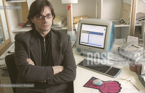 Milan, February 2000. Italian journalist and expert in New Economy Francesco Carlà / Milano, febbraio 2000. Francesco Carlà, giornalista ed esperto di New Economy - ©Marcello Mencarini/Rosebud2