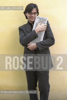 Milan, February 2000. Italian journalist and expert in New Economy Francesco Carlà / Milano, febbraio 2000. Francesco Carlà, giornalista ed esperto di New Economy - ©Marcello Mencarini/Rosebud2