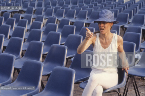 Rome, about 1980. American contemporary dance choreographer, performer, and poet Carolyn Carlson during a rehearsal / Roma, 1980 circa. La coreografa, danzatrice e poetessa Carolyn Carlson durante una prova - ©Marcello Mencarini/Rosebud2