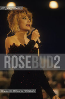 Sanremo Music Festival 1990. Festival TV presenter Gabriella Carlucci / Festival di Sanremo 1990. La presentatrice del Festival Gabriella Carlucci - ©Marcello Mencarini/Rosebud2