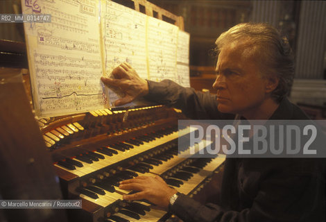 Rome, Chiesa di SantIgnazio, 1999. Italian organist Giorgio Carnini / Roma, Chiesa di SantIgnazio, 1999. Lorganista Giorgio Carnini - ©Marcello Mencarini/Rosebud2