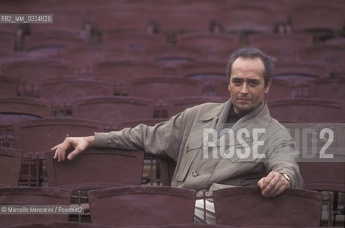 Verona Arena, 1995. Spanish tenor José Carreras before performing in the 25th anniversary of his career / Arena di Verona, 1995. Il tenore José Carreras prima di esibirsi in occasione dei suoi 25 anni di carriera - ©Marcello Mencarini/Rosebud2