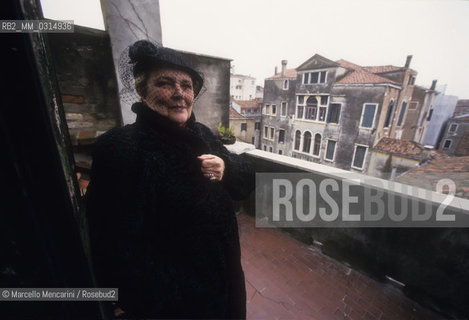 Venice, 1998. The present owner Anna Baccalin Sacco on the balcony of the last home of Giacomo Casanova in Venice on Barbaria delle Tole at number 6673. He rented it with his mate Francesca Buschini and her family and he left it forever on 13 January 1783 / Venezia, 1998. Lattuale proprietaria, la signora Anna Baccalin Sacco, sulla terrazza della casa in Barbaria delle Tole al numero 6673 che fu lultima casa di Giacomo Casanova a Venezia, affittata per viverci con la sua compagna Francesca Buschini e con la famiglia di lei. La lasciò definitivamente il 13 gennaio 1783 - ©Marcello Mencarini/Rosebud2