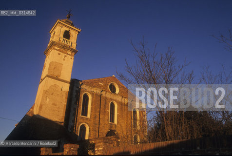 Murano Island 1998. Church of St. Mary of the Angels. Giacomo Casanova went to the nunnery of this church to meet his mistress C.C. Here he knew another love of his life, the nun M.M. / Isola di Murano, 1998. Chiesa di Santa Maria degli Angeli. Casanova si recava nel convento della chiesa a trovare la sua amante C.C. Qui conobbe un altro suo grande amore, la monaca M.M. - ©Marcello Mencarini/Rosebud2