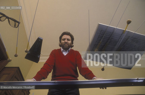 Amsterdam, 1991. Riccardo Chailly,  conductor of the Royal Concertgebouw Orchestra (KCO), in his house / Amsterdam, 1991. Riccardo Chailly, direttore della  Royal Concertgebouw Orchestra (KCO), nella sua casa di Amsterdam - ©Marcello Mencarini/Rosebud2