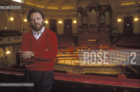 Amsterdam, 1991. Riccardo Chailly,  conductor of the Royal Concertgebouw Orchestra (KCO), in the Royal Concertgebouw / Amsterdam, 1991. Riccardo Chailly, direttore della  Royal Concertgebouw Orchestra (KCO), nel Royal Concertgebouw - ©Marcello Mencarini/Rosebud2