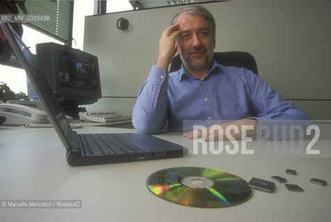 Turin, 1999. Leonardo Chiariglione, member of CSELT (corporate research center of Telecom Italy), founder of the MPEG group, inventor of the format MPEG-1, MPEG-2 and MP3 / Torino, 1999. Leonardo Chiariglione, membro del CSELT (centro ricerche aziendale di Telecom Italia), fondatore del gruppo MPEG, inventore del  formato standard MPEG-1, MPEG-2 e MP3 - ©Marcello Mencarini/Rosebud2