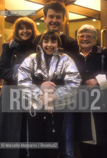 Rome, December 1998. British classical-pop soprano Charlotte Church and her family. She is in Rome to participate to Vaticans Christmas Concert 1998/ Città del Vaticano, dicembre 1998. La cantante lirica e pop Charlotte Church e la sua famiglia. E a Roma per partecipare al Concerto di Natale in Vaticano 1998 - ©Marcello Mencarini/Rosebud2