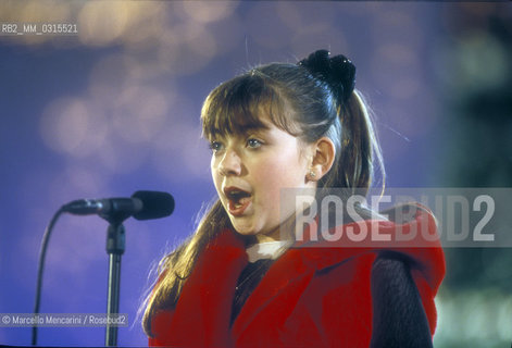 Vatican City, December 1998. British classical-pop soprano Charlotte Church during the rehearsal of the Vaticans Christmas Concert 1998/ Città del Vaticano, dicembre 1998. La cantante lirica e pop Charlotte Church durante le prove del Concerto di Natale in Vaticano 1998 - ©Marcello Mencarini/Rosebud2