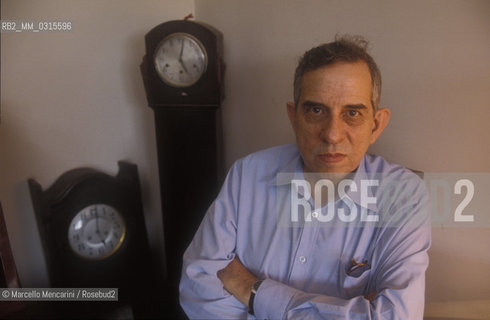 Rome, 1988. Italian composer Aldo Clementi in his house / Roma, 1988. Il compositore Aldo Clementi nella sua casa - ©Marcello Mencarini/Rosebud2