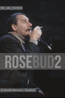 Italian singer and songwriter Paolo Conte performing (about 1980) / Il cantautore Paolo Conte durante un concerto (1980 circa) - ©Marcello Mencarini/Rosebud2