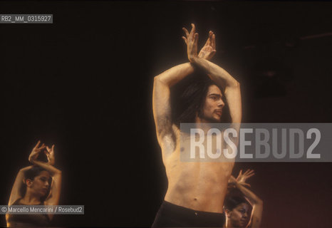 Rome, Olympic Theater, 1995. Spanish flamenco dancer Joaquín Cortés / Roma, Teatro Olimpico, 1995. Il ballerino di flamenco Joaquin Cortes - ©Marcello Mencarini/Rosebud2