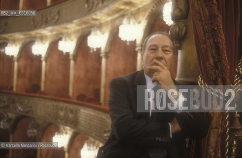 Rome Opera House, 1991. Italian journalist Giampaolo Cresci, director of the Rome Opera House / Teatro dellOpera di Roma, 1991. Il giornalista Giampaolo Cresci, direttore del Teatro dellOpera di Roma - ©Marcello Mencarini/Rosebud2