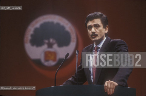 Italian politician Massimo DAlema at the XXth Rimini congress in February 1991, when the Italian Communist Party changed its name to the Democratic Party of the Left (PDS) / Rimini, 1991. Il politico Massimo DAlema al XX° Congresso del Partito Comunista Italiano, quando il PCI ha cambiato nome diventando Partito Democratico della Sinistra (PDS) - ©Marcello Mencarini/Rosebud2