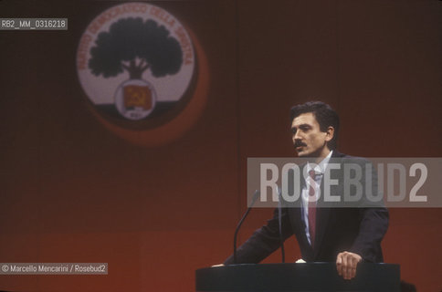 Italian politician Massimo DAlema at the XXth Rimini congress in February 1991, when the Italian Communist Party changed its name to the Democratic Party of the Left (PDS) / Rimini, 1991. Il politico Massimo DAlema al XX° Congresso del Partito Comunista Italiano, quando il PCI ha cambiato nome diventando Partito Democratico della Sinistra (PDS) - ©Marcello Mencarini/Rosebud2