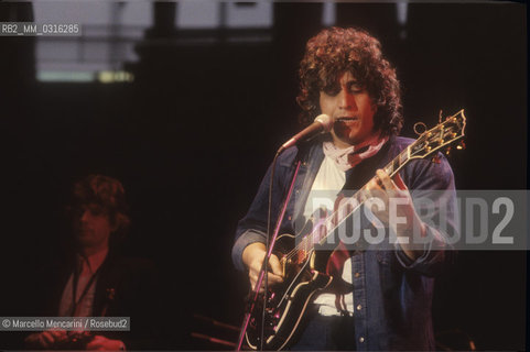 Rome, about 1980. Italian singer and songwriter Pino Daniele performing / Roma, 1980 circa. il cantautore Pino Daniele in concerto  - ©Marcello Mencarini/Rosebud2