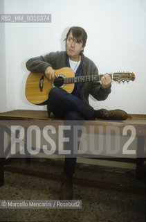 Rome, Palaeur, 1982. Italian singer-songwriter Fabrizio De Andrè / Roma, Palaeur, 1982. Il cantautore Fabrizio De Andrè - ©Marcello Mencarini/Rosebud2