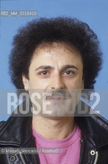 Sanremo Music Festival 1985. Italian pop singer Edoardo De Crescenzo, in competition with the song Via con me / Festival di Sanremo 1991. Il cantante Edoardo De Crescenzo, in gara con la canzone Via con me - ©Marcello Mencarini/Rosebud2