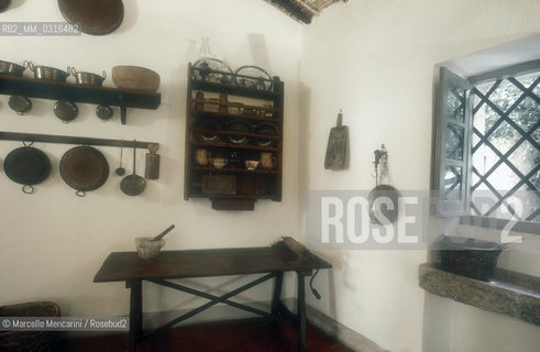 Kitchen in writer Grazia Delleddas house in Nuoro / Cucina della casa della scrittrice Grazia Deledda a Nuoro - ©Marcello Mencarini/Rosebud2