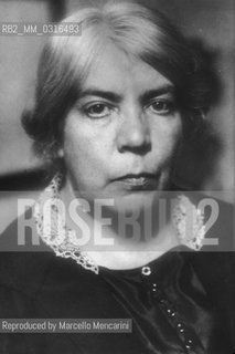 Italian writer Grazia Deledda / La scrittrice Grazia Deledda  - Reproduced by Marcello Mencarini
/Rosebud2