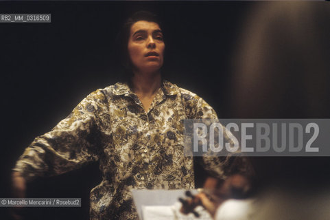 Milan, 1992. Italian conductor Carla Delfrate performing a rehearsal / Milano, 1992. Il direttore dorchestra Carla Delfrate durante una prova - ©Marcello Mencarini/Rosebud2