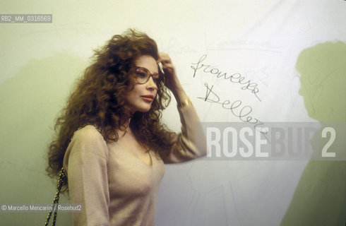 Cannes Film Festival 1991. Italian actress Francesca Dellera, starring in La carne directed by Marco Ferreri / Festival del Cinema di Cannes 1991. Lattrice Francesca Dellera, protagonista del film La carne diretto da Marco Ferreri - ©Marcello Mencarini/Rosebud2