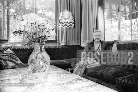 Lancenigo (Treviso),1979. Tenor Mario Del Monaco in his house / Lancenigo (Treviso). Il tenore Mario Del Monaco nella sua casa - ©Marcello Mencarini/Rosebud2