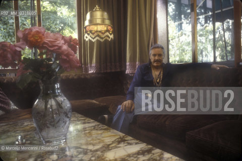 Mario del Monaco in His House (1979)
 ©Marcello Mencarini/Rosebud2