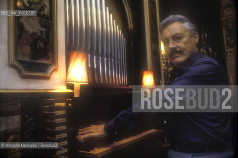 Mario del Monaco in His House (1979)
 ©Marcello Mencarini/Rosebud2