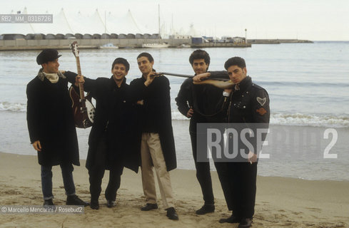 Sanremo Music Festival 1988. Italian pop-rock band Denovo (Mario Venuti, Luca Madonia, Toni Carbone, Gabriele Madonia, Raffaele Fazio, Dino Scuderi) / Festival di Sanremo 1988. Il gruppo pop-rock dei Denovo (Mario Venuti, Luca Madonia, Toni Carbone, Gabriele Madonia, Raffaele Fazio, Dino Scuderi) - ©Marcello Mencarini/Rosebud2