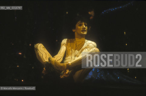 Sanremo Music Festival 1991. Russian dancer Vladimir Derevianko performing a ballet by choreographer Franco Miseria / Festival di Sanremo 1991. Il ballerino russo Vladimir Derevianko balla una coreografia di Franco Miseria - ©Marcello Mencarini/Rosebud2