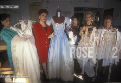 Genoa Carlo Felice Theater 1995. Italian soprano Mariella Devia shows the costumes of the opera La Traviata / Genova, Teatro Carlo Felice, 1995. Il soprano Mariella Devia mostra i costumi dellopera La Traviata - ©Marcello Mencarini/Rosebud2