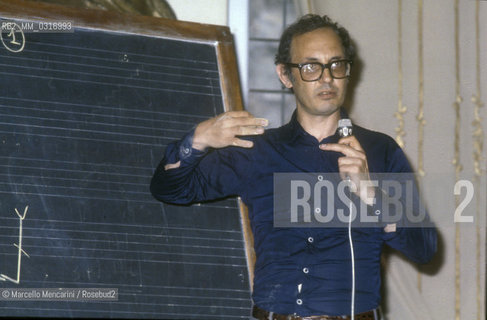 Italian physicist Peppino Di Giugno, co-founder in 1975 (with Luciano Berio and Pierre Boulez) of Computer Music Department at IRCAM in Paris and inventor of the first music synthesizers (about 1980) / Il fisico Peppino Di Giugno, cofondatore nel 1975 (con Luciano Berio e Pierre Boulez) del Dipartimento di musica elettronica presso lIRCAM di Parigi e inventore dei primi sintetizzatori musicali - ©Marcello Mencarini/Rosebud2