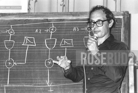Italian physicist Peppino Di Giugno, co-founder in 1975 (with Luciano Berio and Pierre Boulez) of Computer Music Department at IRCAM in Paris and inventor of the first music synthesizers (about 1980) / Il fisico Peppino Di Giugno, cofondatore nel 1975 (con Luciano Berio e Pierre Boulez) del Dipartimento di musica elettronica presso lIRCAM di Parigi e inventore dei primi sintetizzatori musicali - ©Marcello Mencarini/Rosebud2