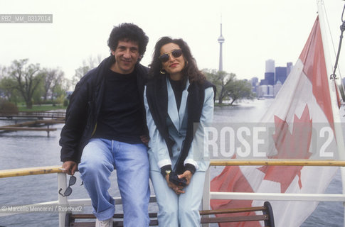 Sanremo in the World Tour 1990. Italian pop singers Eugenio Bennato and Grazia di Michele in Toronto / Sanremo nel mondo 1990. I cantanti Eugenio Bennato e Grazia di Michele a Toronto - ©Marcello Mencarini/Rosebud2