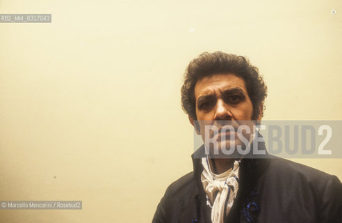 Milan, La Scala Theater, 1979. Spanish tenor Placido Domingo / Milano, Teatro alla Scala, 1979. Il tenore Placido Domingo - ©Marcello Mencarini/Rosebud2