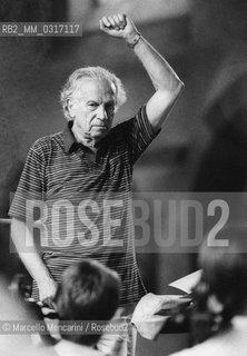 Bolzano, 1984. Born Hungarian naturalized American conductor Antal Dorati during a rehearsal / Bolzano, 1984. Il direttore dorchestra Antal Dorati durante una prova - ©Marcello Mencarini/Rosebud2